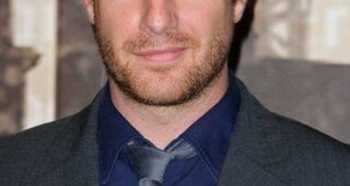Geoffrey Streatfeild : Photo officielle
