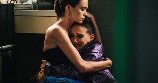 Vox Lux : photo, Natalie Portman, Stacy Martin