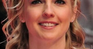 Katie Dippold : Photo officielle