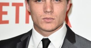Zane Holtz : Photo officielle