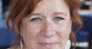 Eva Darlan : Photo officielle