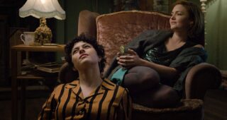 Animals : photo, Alia Shawkat, Holliday Grainger