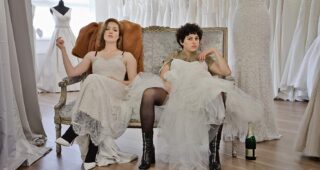 Animals : photo, Alia Shawkat, Holliday Grainger