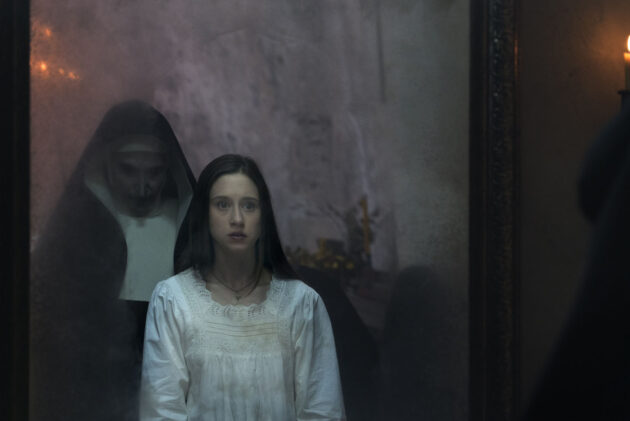 photo, Taissa Farmiga