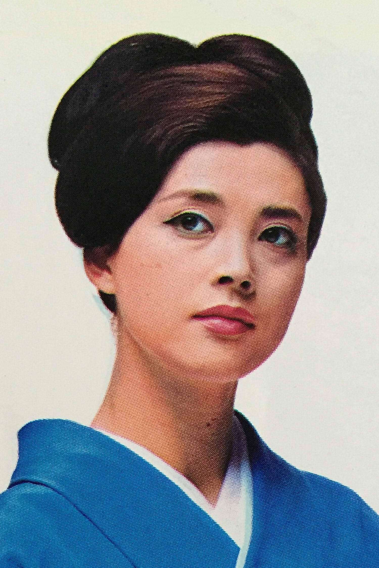 Mariko Okada : Photo officielle