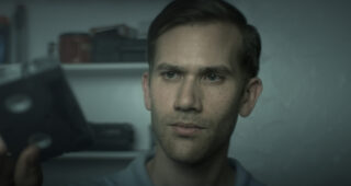The Endless : photo, Aaron Moorhead