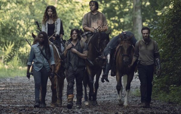 The Walking Dead : photo, Norman Reedus, Danai Gurira