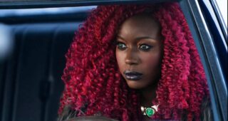 Titans : photo, Anna Diop