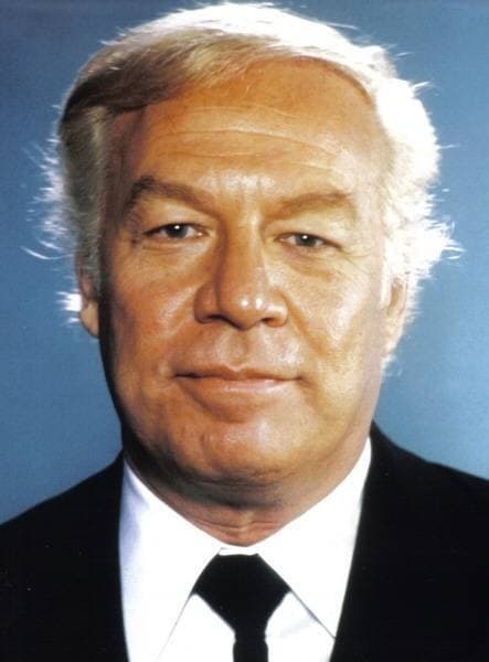 George Kennedy : Photo officielle