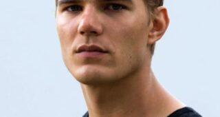 Chris Zylka : Photo officielle
