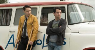Dirk Gently, détective holistique : photo, Samuel Barnett, Elijah Wood