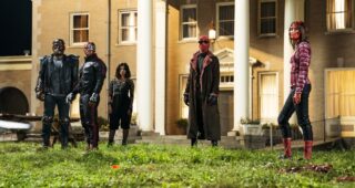 Doom Patrol saison 1 : photo, Matt Bomer, April Bowlby