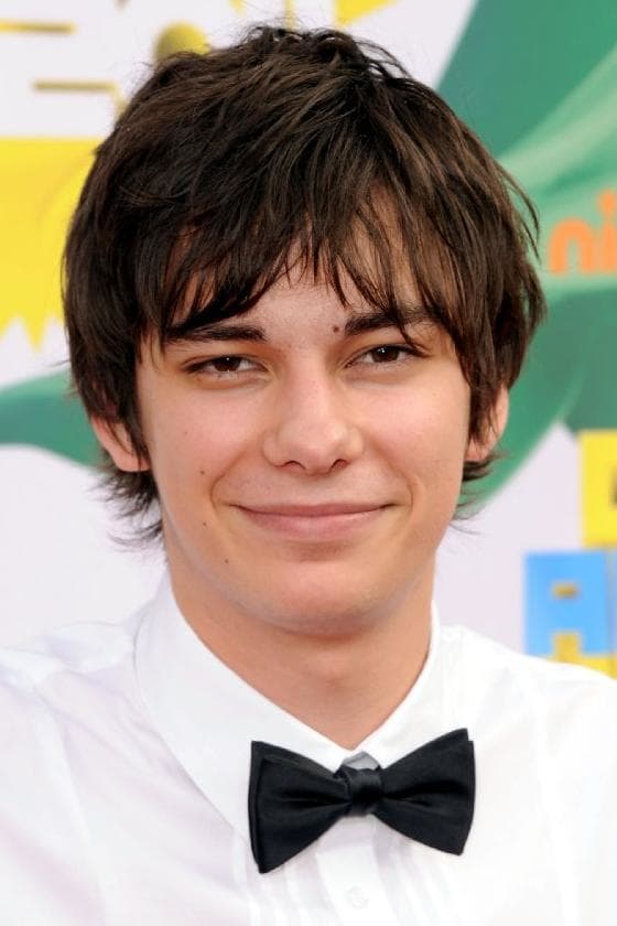 Devon Bostick : Photo officielle