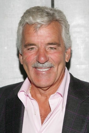 Dennis Farina : Photo officielle