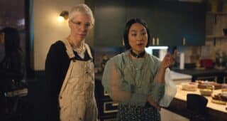 Poupée russe : photo, Greta Lee, Rebecca Henderson