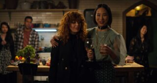 Poupée russe : photo, Natasha Lyonne, Greta Lee