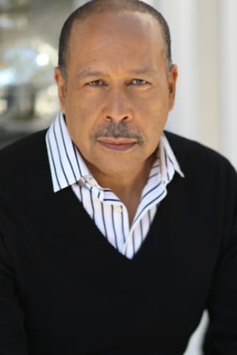 Lance E. Nichols : Photo officielle