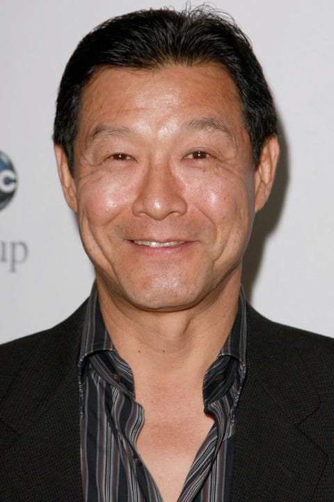 James Saito : Photo officielle