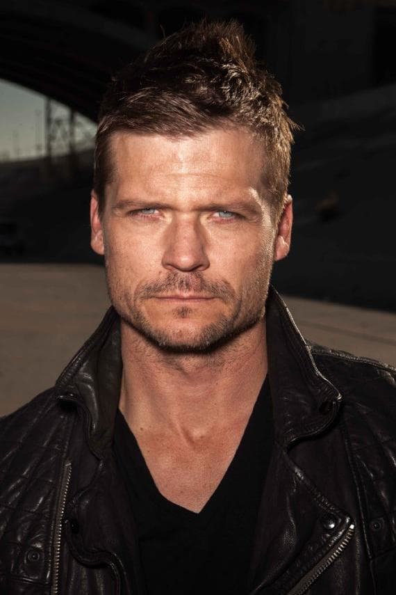Bailey Chase : Photo officielle
