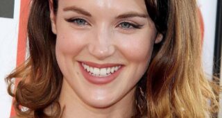Lucy Griffiths (II) : Photo officielle
