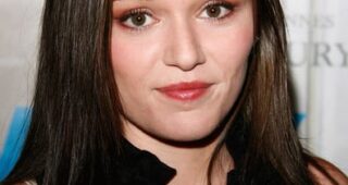 Katie Jarvis : Photo officielle