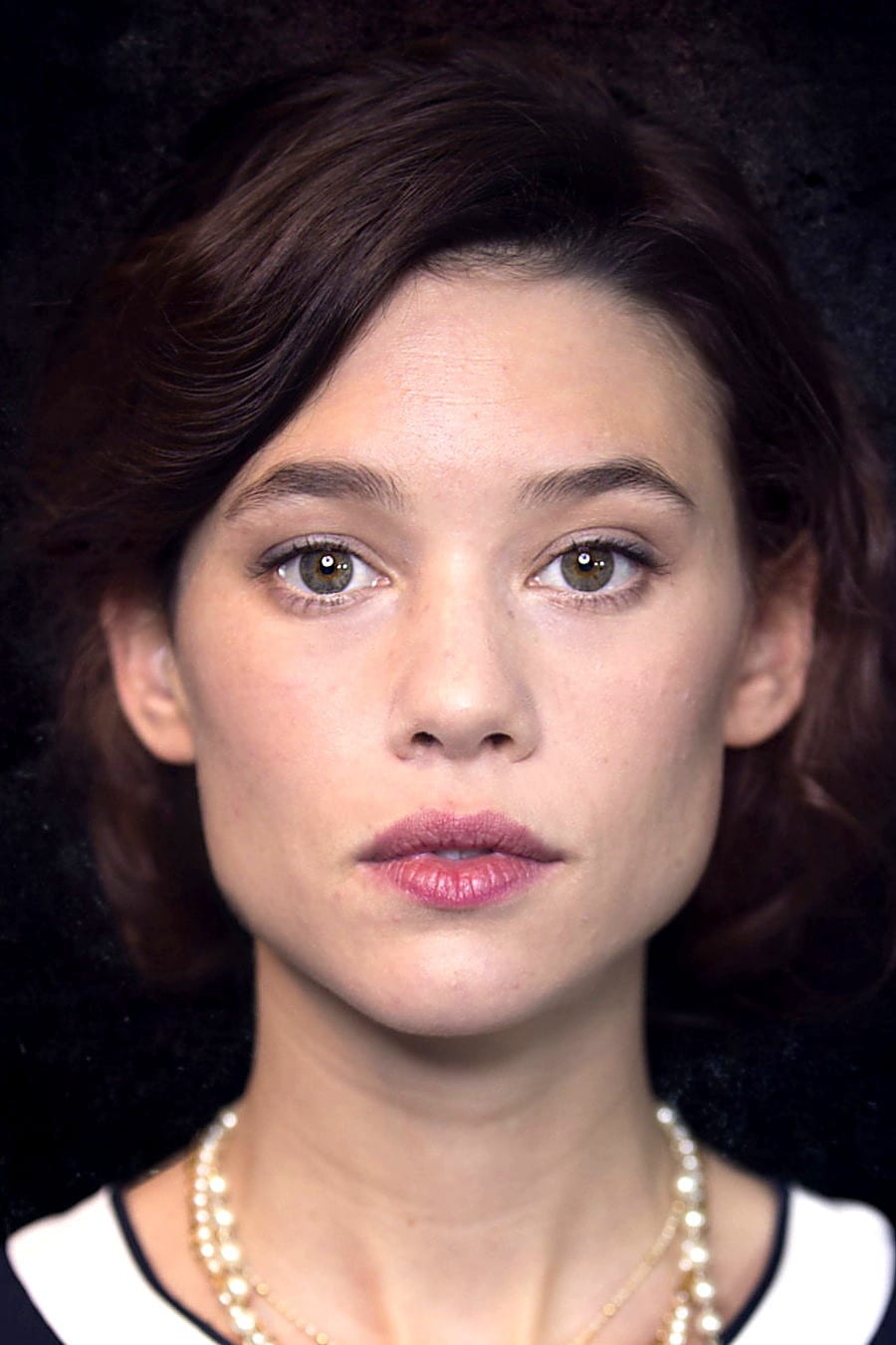 Astrid Berges-Frisbey : Photo officielle