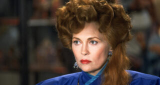 Supergirl : photo, Faye Dunaway