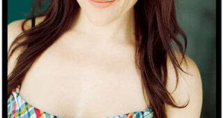 Christine Elise : Photo officielle