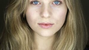 Taylor Lyons : Photo officielle