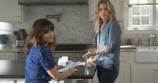 Dead to Me : photo, Christina Applegate, Linda Cardellini