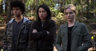 The Society : Photo Jacques Colimon, Natasha Liu Bordizzo, Kathryn Newton