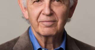 Bruce Broughton : Photo officielle