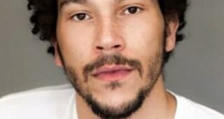 Joel Fry : Photo officielle