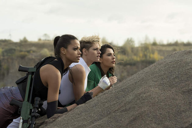 photo, Ella Balinska, Naomi Scott, Kristen Stewart