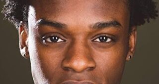 Austin Crute : Photo officielle