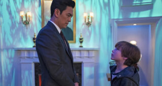 The Twilight Zone : photo, John Cho, Jacob Tremblay