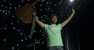 Yesterday : photo, Himesh Patel