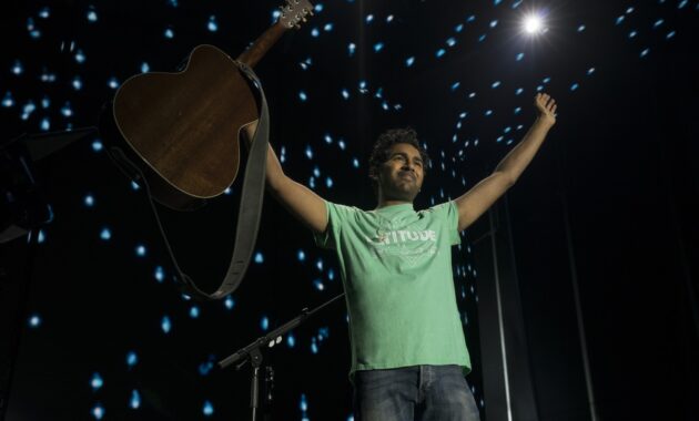 Yesterday : photo, Himesh Patel
