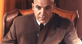 Au service secret de sa majesté : photo, Telly Savalas