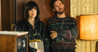 Her Smell : photo, Dane Stevens, Agyness Deyn