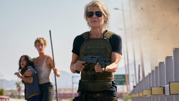 photo, Linda Hamilton