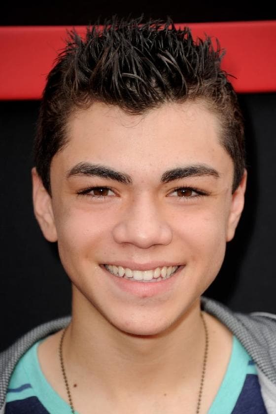 Adam Irigoyen : Photo officielle