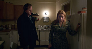 Les Baronnes : photo, Elisabeth Moss, Jeremy Bobb