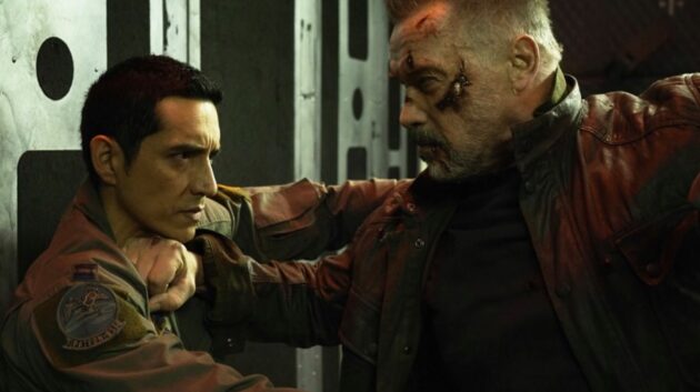 photo Terminator, Gabriel Luna, Arnold Schwarzenegger