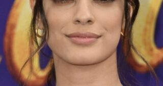 Laysla De Oliveira : Photo officielle