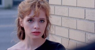 The Unbelievable Truth : photo, Adrienne Shelly