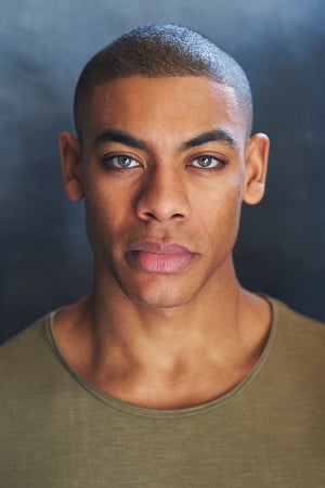 Aaron Pierre : Photo officielle