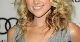 Erin Richards : Photo officielle