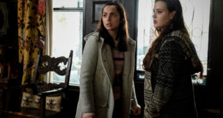 À couteaux tirés : photo, Ana de Armas, Katherine Langford
