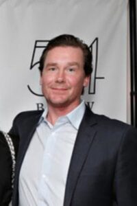 Brian Burns : Photo officielle